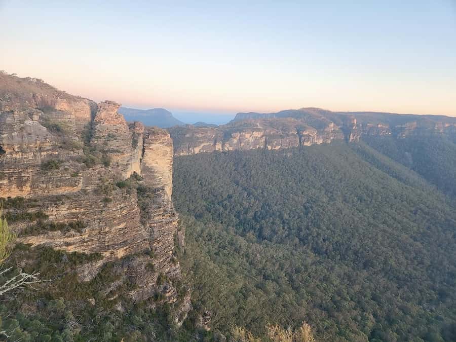 Sydney Blue Mountains, Scenic World, Featherdale (Private) - Echo Point Lookout: Where the Blue Mountains Story Makes Sense