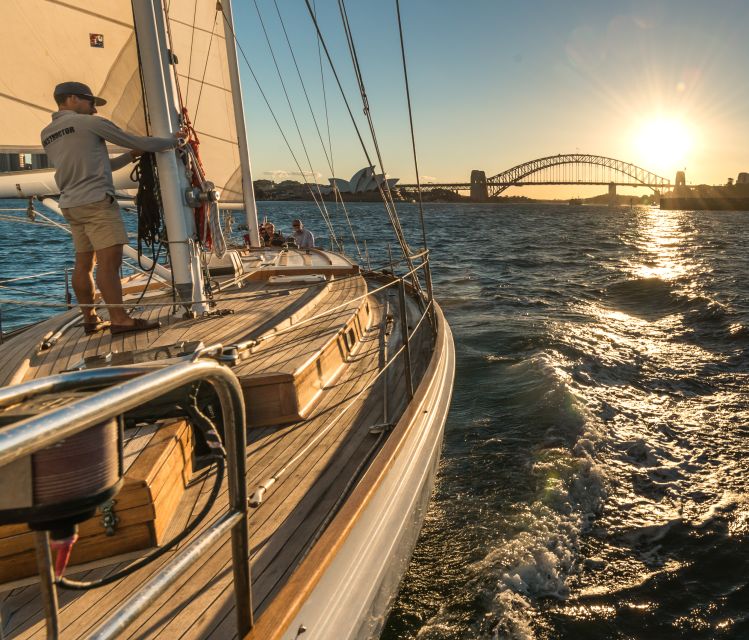 Sydney: Exclusive Sydney Harbour Cruise on a Classic Yacht - The sail-out moment: what the crew does and what you can do